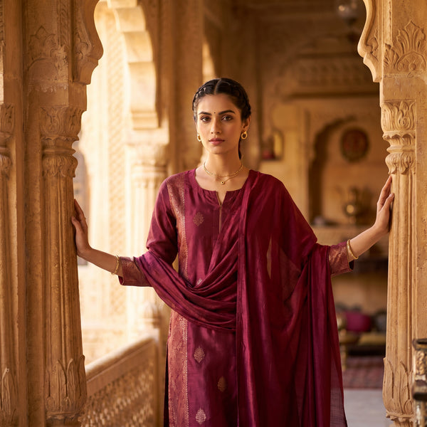 Signature Kurtis